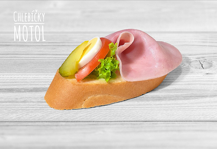 Chlebíček šunkový na másle
